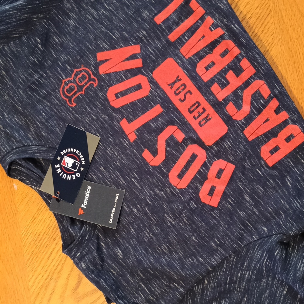 REDSOX BASEBALL FANATICS TEE! UNISEX LADIES M OR MEN S